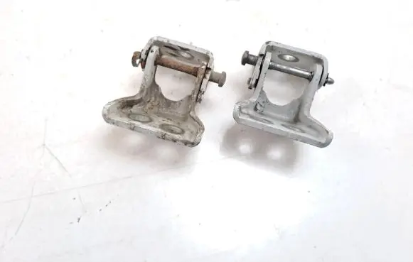 Front door hinge set
