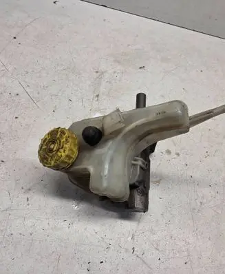 Volkswagen Polo III 6N 6N2 6NF Master brake cylinder 03350882762