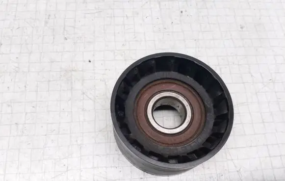 Mitsubishi Space Star Belt tensioner pulley 8200071404