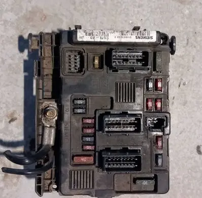 Citroen C3 Fuse box set S118470603E