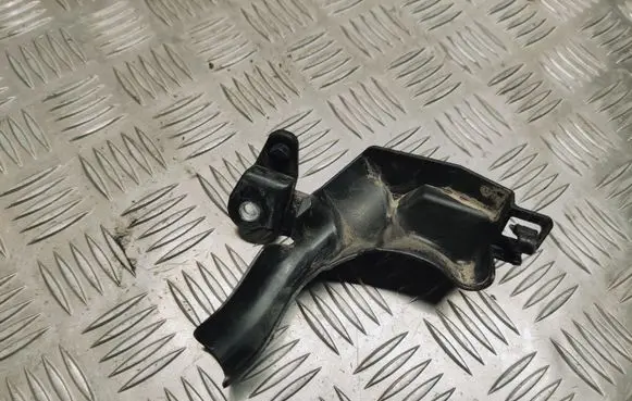 Mercedes-Benz E W212 Other engine bay part A6511590246