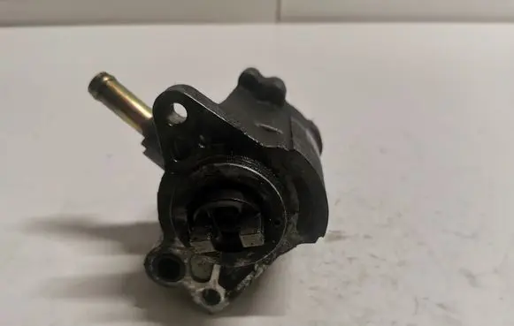 Vacuum pump