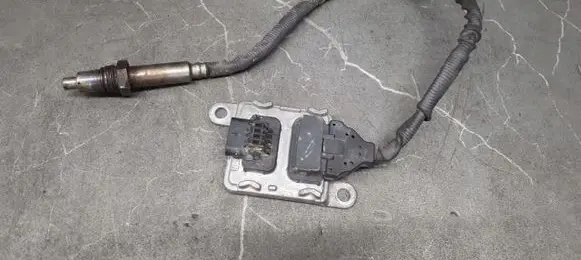 Mercedes-Benz E W213 Lambda probe sensor A0009059112