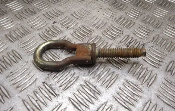 Ford Mondeo Mk III Towing hook eye 
