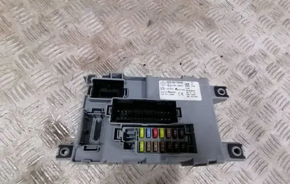 Fuse box set