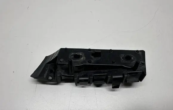 Ford Mustang VI Front bumper mounting bracket FR3B17D958AE FR3B17D958 S2ZDC