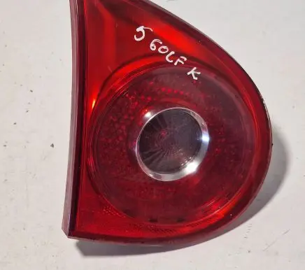 Volkswagen Golf V Tailgate rear/tail lights 1k6945093e
