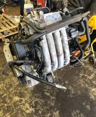 Volkswagen Transporter - Caravelle T5 Engine 