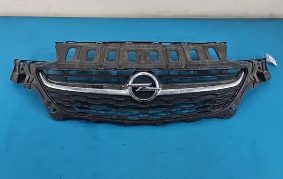 Opel Corsa E Front bumper upper radiator grill 0745510 IMPRK1556837