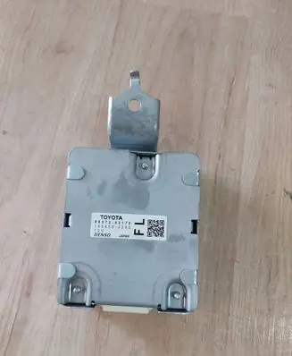 Toyota RAV 4 (XA50) Trunk lid opening control unit 86572-42170