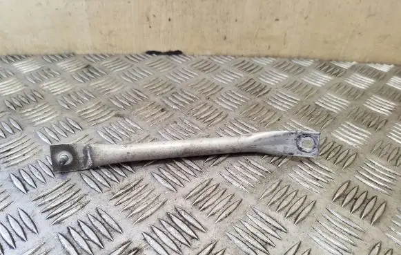 Radiator support slam panel bracket
