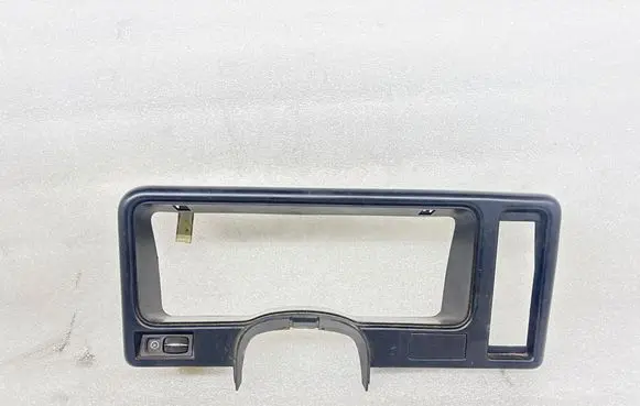 Ford Sierra Dashboard trim 88BB10A883AA