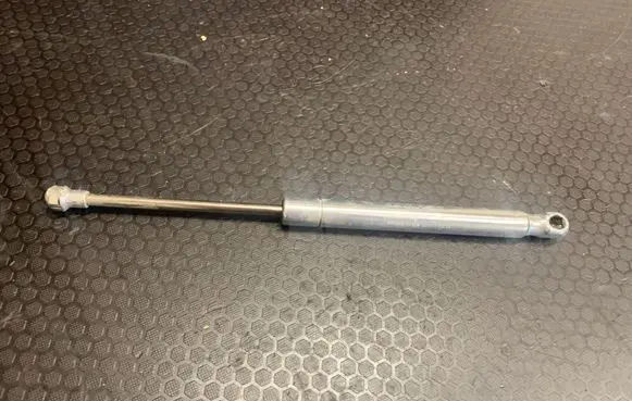 Volkswagen Phaeton Tailgate/trunk strut/damper 3D5827550C 9003NX