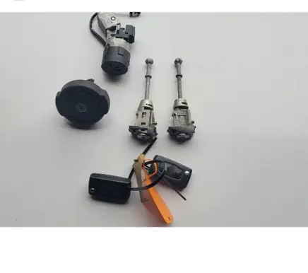 Peugeot 3008 I Ignition lock 9663123380