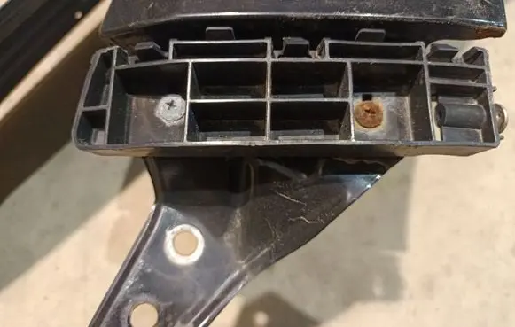 Honda Accord Front bumper mounting bracket