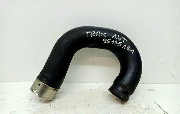 Chevrolet Trax Intercooler hose/pipe 95135161