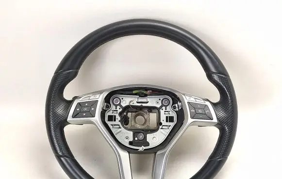 Mercedes-Benz E W212 Steering wheel A1724604303 260717HR1304 1724604303