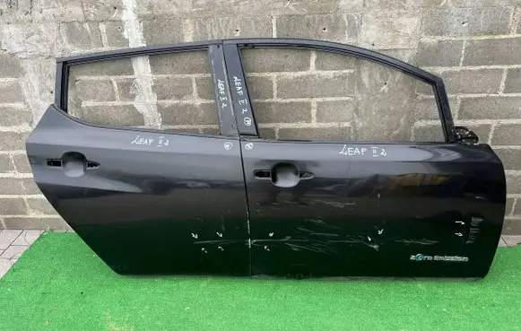 Nissan Leaf II (ZE1) Rear door NISSANLEAFII22017