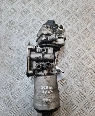 Seat Toledo III (5P) Oil filter mounting bracket 045115389G CZMF5