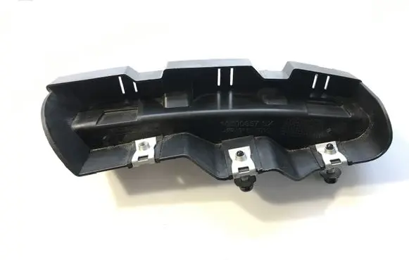 Headlight/headlamp mounting bracket