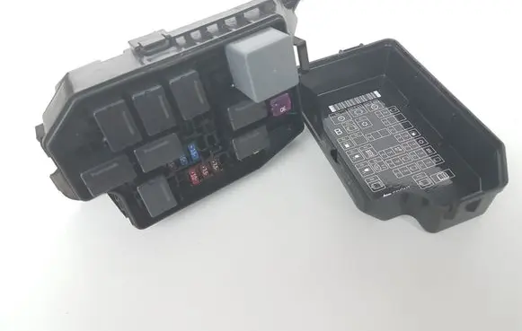 Mitsubishi Outlander Fuse box set 8565A383 8627A030