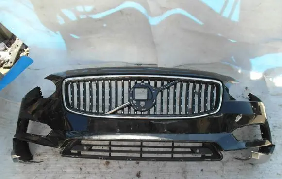 Volvo V90 Cross Country Front bumper 31383226