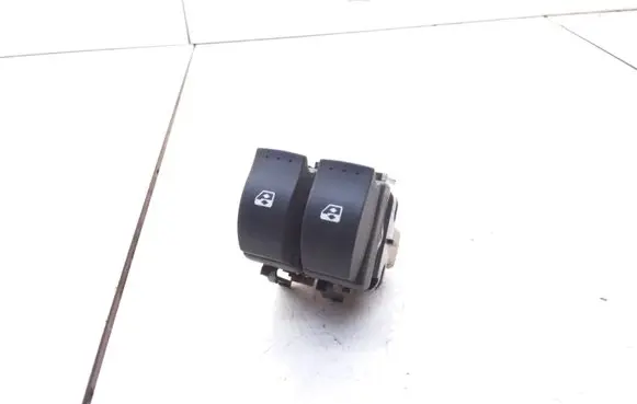 Renault Espace - Grand espace IV Electric window control switch 26503 015085A