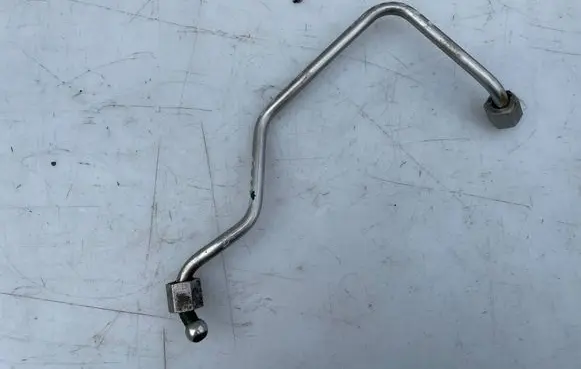 Seat Leon (1P) Fuel line pipe 06F127501AF