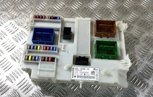 Volvo S80 Fuse module 31314511 CG9T14C256FA 31314511AB