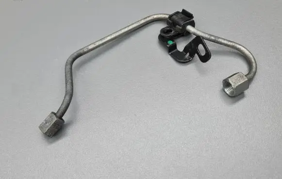 KIA Venga Fuel injector supply line/pipe 