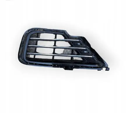Volkswagen Touareg II Front bumper lower grill 7P6853665G