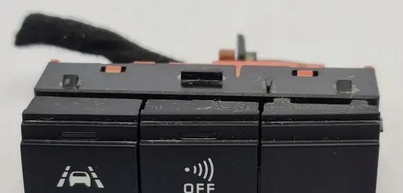Citroen C6 Other switches/knobs/shifts 96498322XT