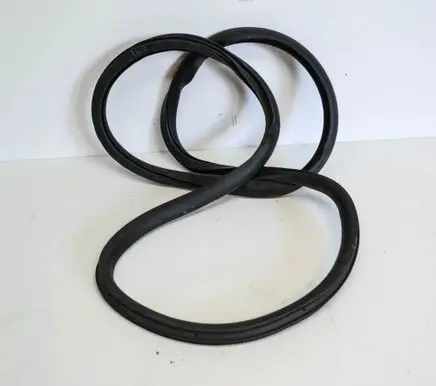Seat Leon (5F) Rubber seal front door (on door) 5F4867367