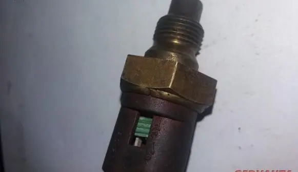 Coolant temperature sensor