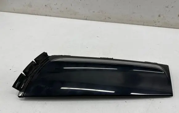 Mini Cooper Countryman R60 Rear side glass trim 9801547