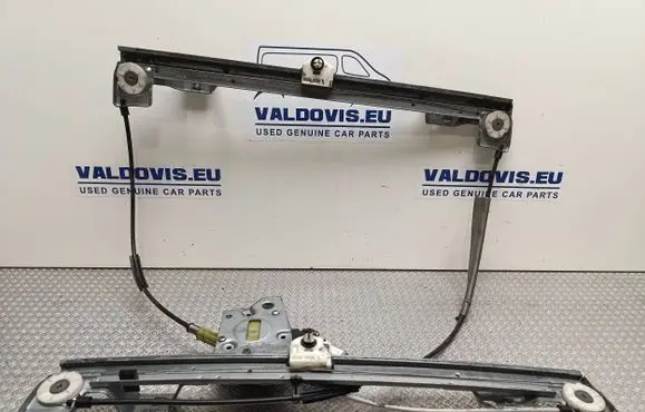 Renault Kangoo II Front door window regulator with motor 402087A