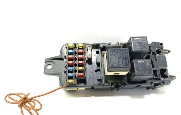 Mitsubishi Space Star Fuse module