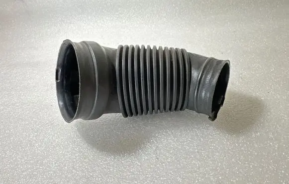 Audi A6 S6 C6 4F Air intake hose/pipe 4F0129615G