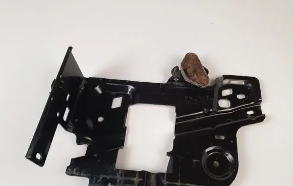 Peugeot 2008 I Battery tray 9801653080