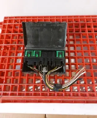 Peugeot 406 Fuse box set 9632229480