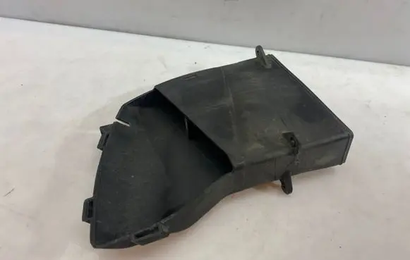 Audi A8 S8 D3 4E Air intake duct part 4E0129617S