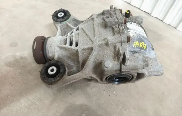 Jaguar XE Rear differential GX734A213SC