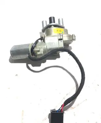 Volkswagen Multivan T5 Sliding door latching motor 7H0843765C