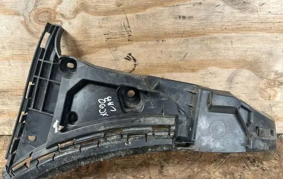 Volvo XC90 Front bumper mounting bracket 30698129 S3DHA