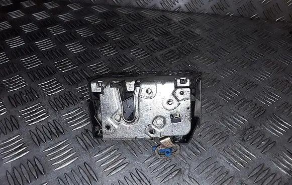 Land Rover Freelander Front door lock