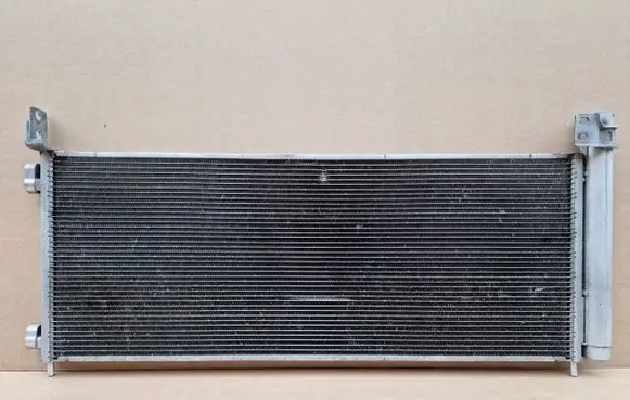 Toyota RAV 4 (XA40) Air conditioning (A/C) radiator (interior) 