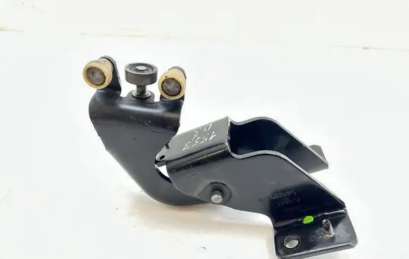 Peugeot Expert Sliding door middle roller runner 29519