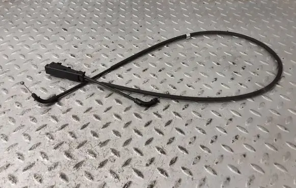 BMW X1 U11 Engine bonnet/hood lock release cable 8737163 51238737163