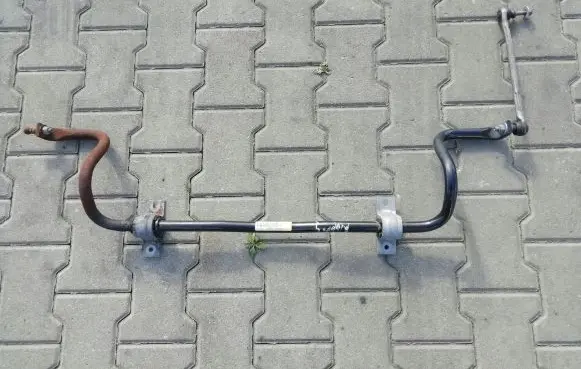 Renault Megane III Front anti-roll bar/sway bar 546110003R