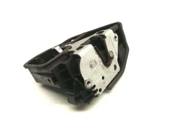 BMW 1 E82 E88 Rear door lock 7202148